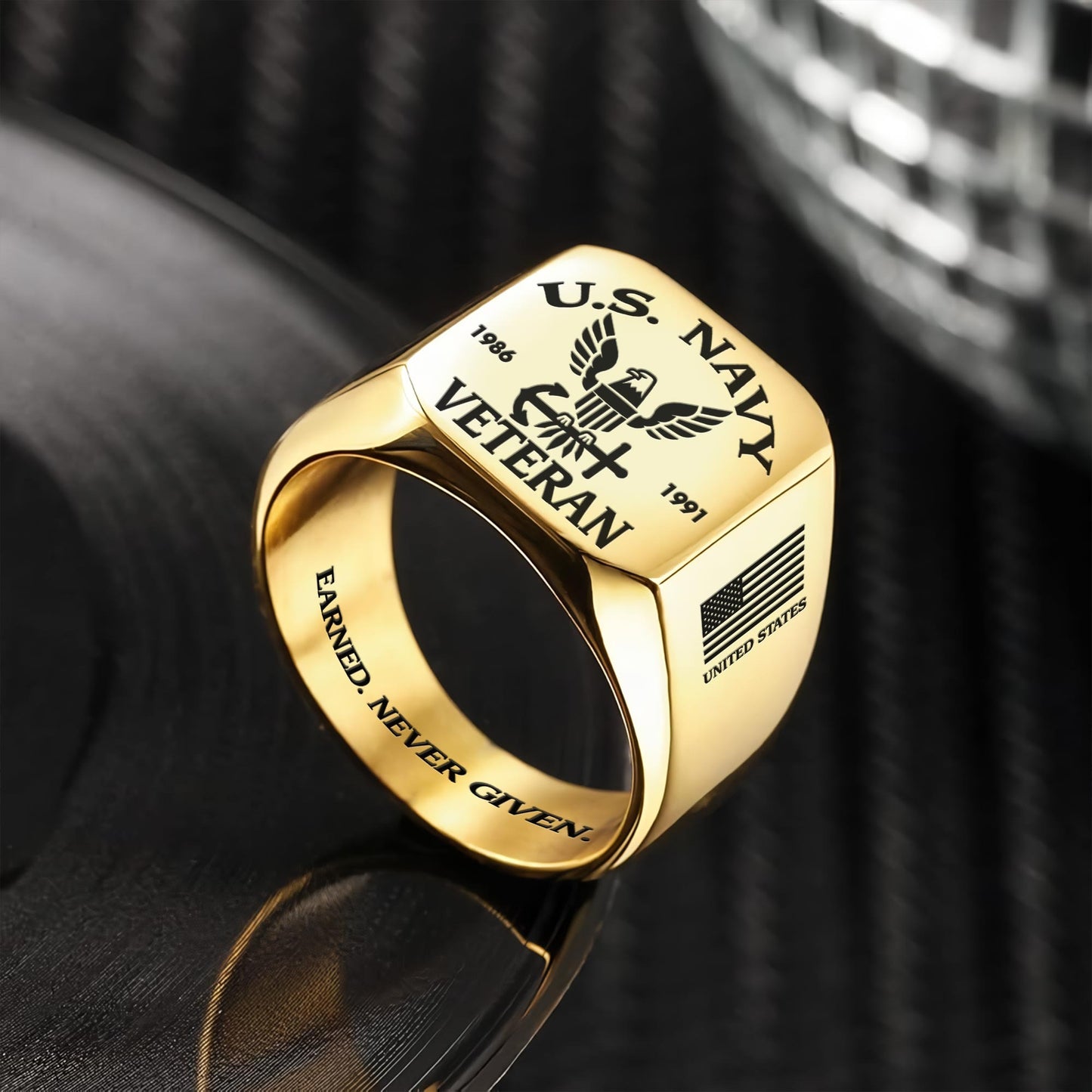 US Navy – Engraved Men's Ring – Military Pride Badge