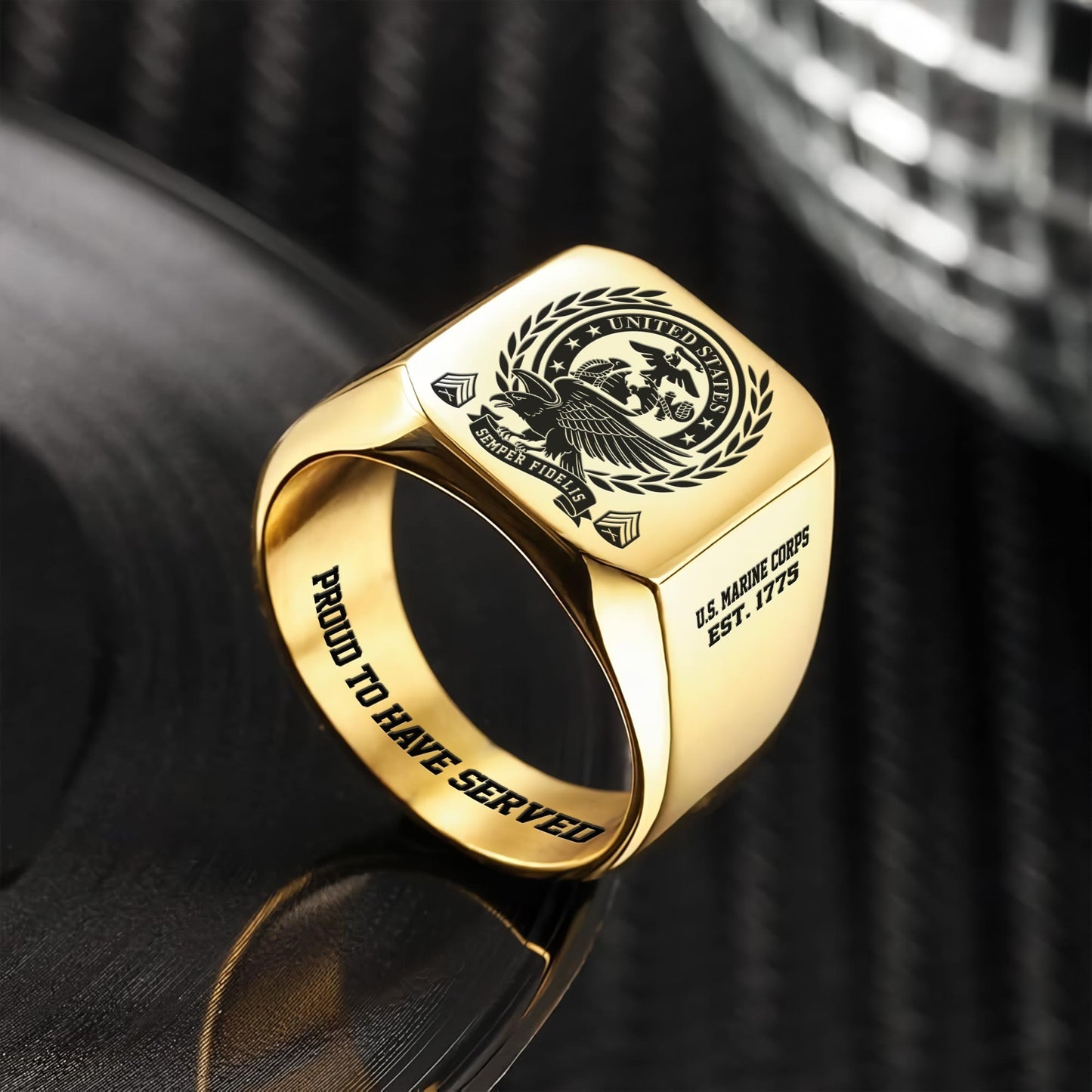 US Marine Corps – Engraved Men's Ring – Laurel Honor Signet