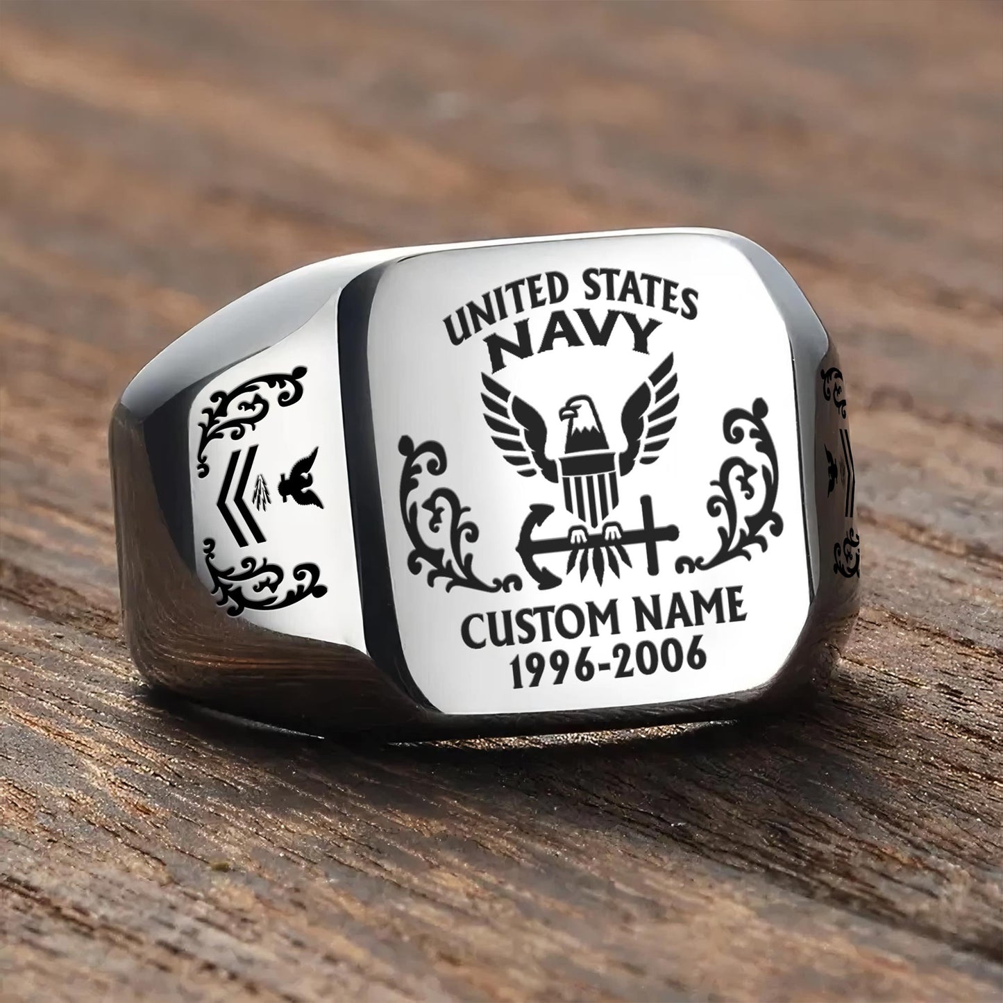 US Navy – Engraved Men's Ring – Service Legacy Emblem