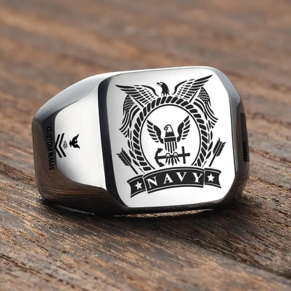 US Navy – Engraved Men's Ring – Classic Military Signet
