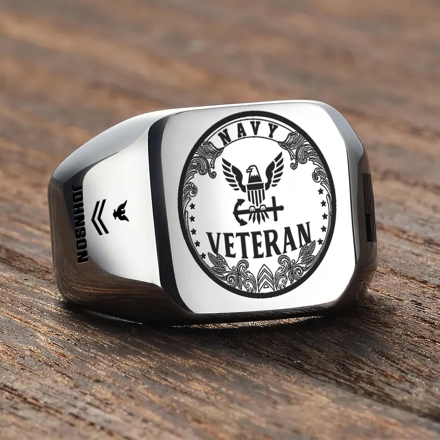 US Navy – Engraved Men's Ring – Ornate Crest Signet