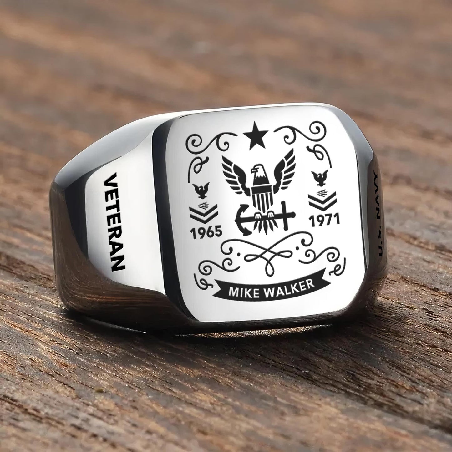 US Navy – Engraved Men's Ring – Heritage Scroll Crest