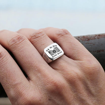 US Air Force – Engraved Men's Ring – Proud Service Crest